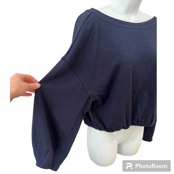 Free People We the Free dark blue stretchy balloon long sleeve top size small - Picture 2 of 11